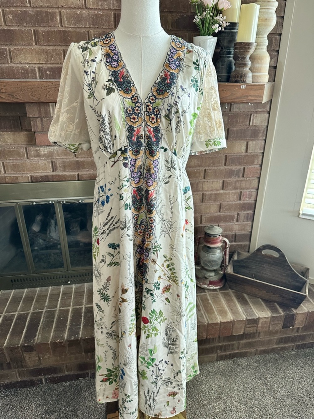 Geisha Designs Anthropologie Botanical Print Embroidered Maxi Dress M